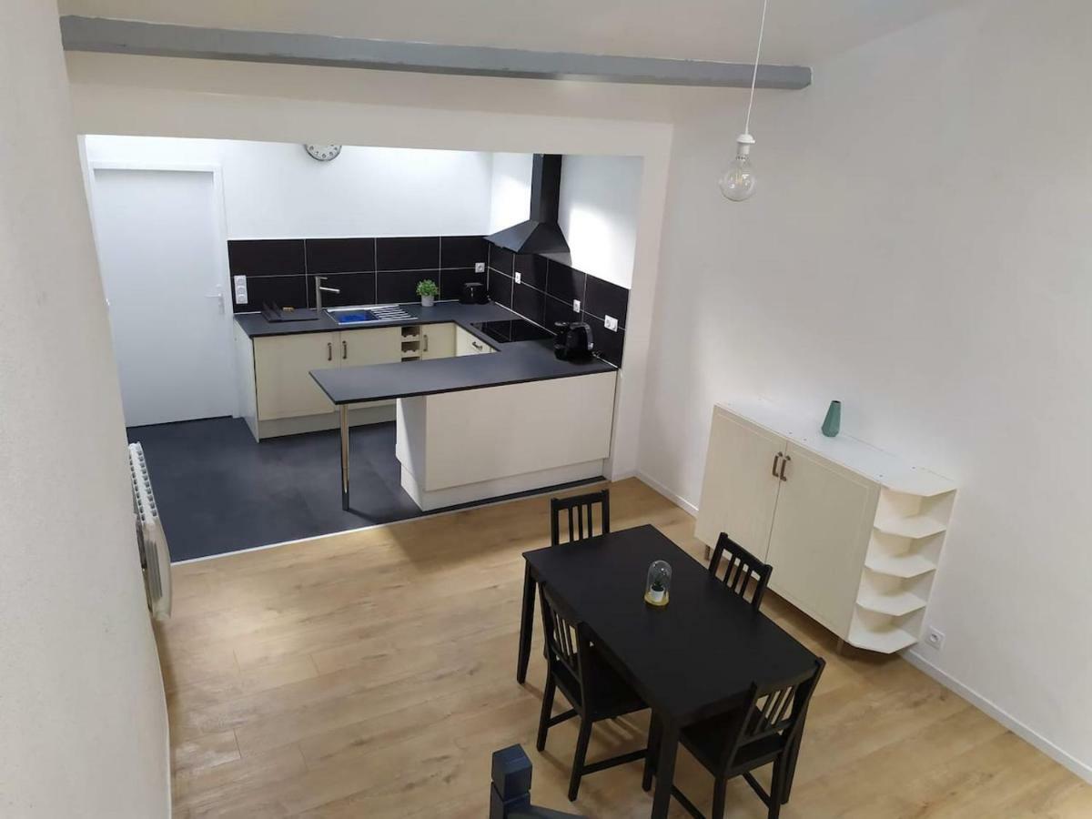 Duplex Plein Centre Ville 10B Malestroit Eksteriør bilde