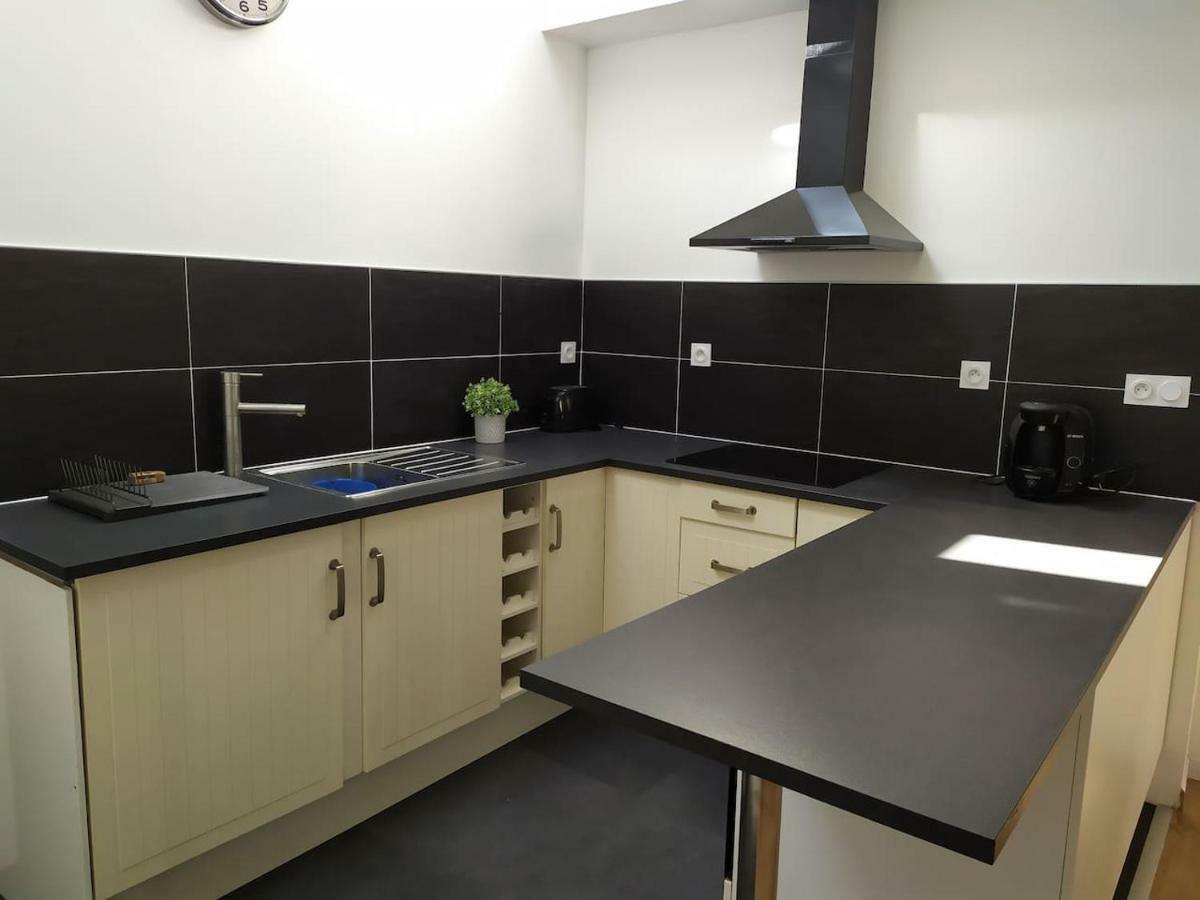Duplex Plein Centre Ville 10B Malestroit Eksteriør bilde